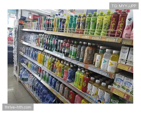 张常宁家的冰箱里塞满了蛋白粉，连饮料都喝无糖的