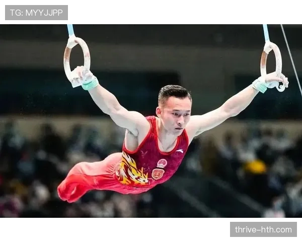 肖若腾赛场上像猛兽，下车拎菜篮子那一秒名表居然闪瞎我眼